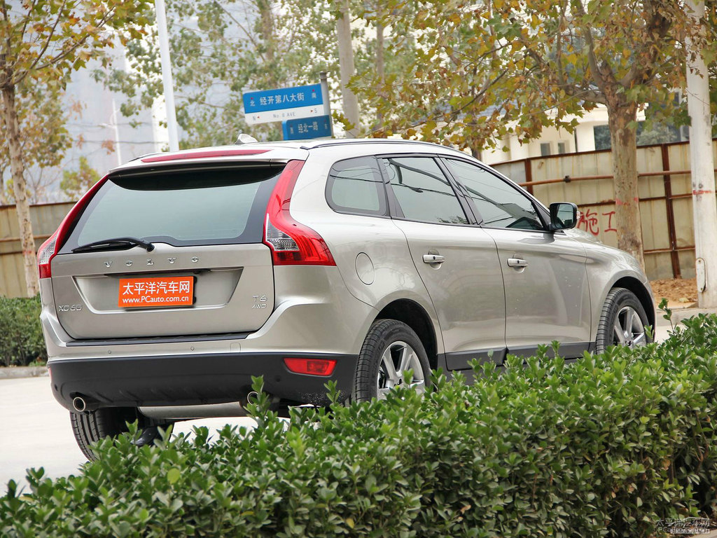 ؐ֠XC60(M)^DƬ