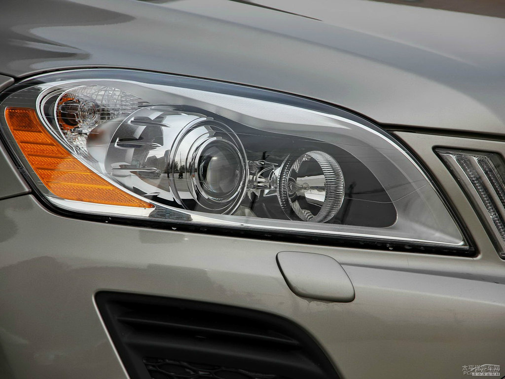 ؐ֠XC60(M)^DƬ