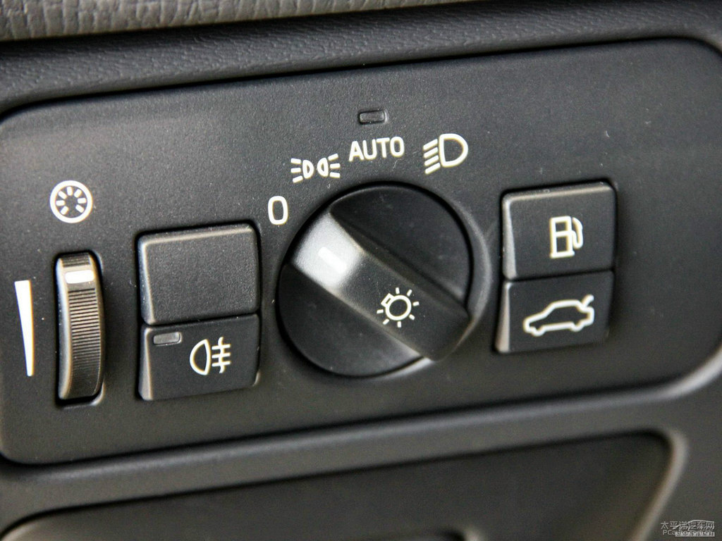 ؐ֠XC60(M(jn))(ni)DƬ