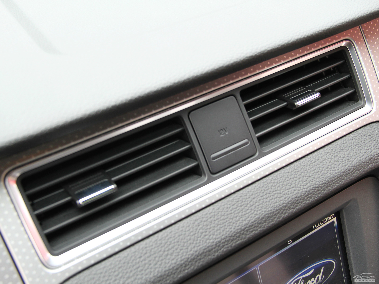 福特Mustang內(nèi)飾高清大圖