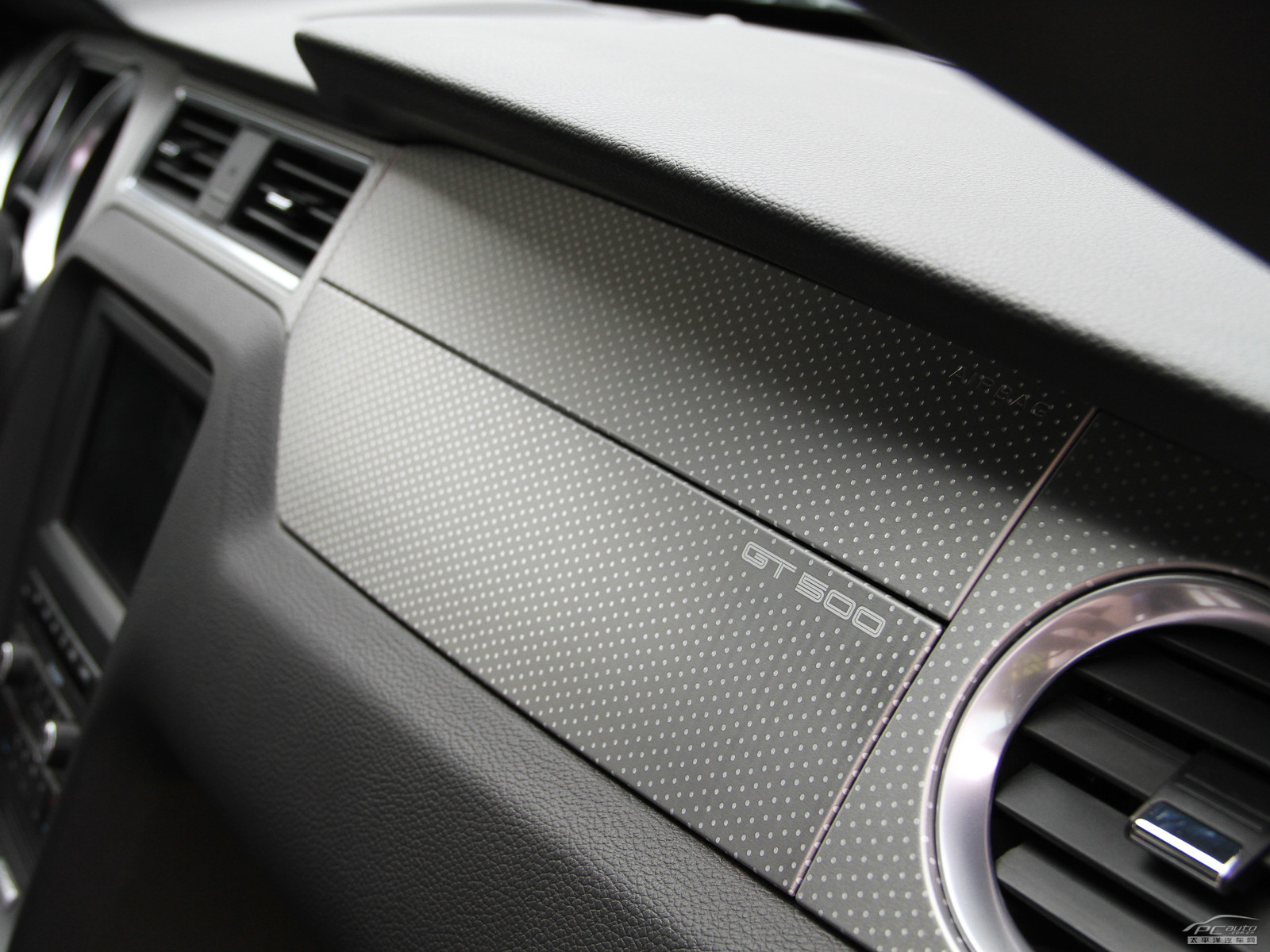 福特Mustang內(nèi)飾高清大圖