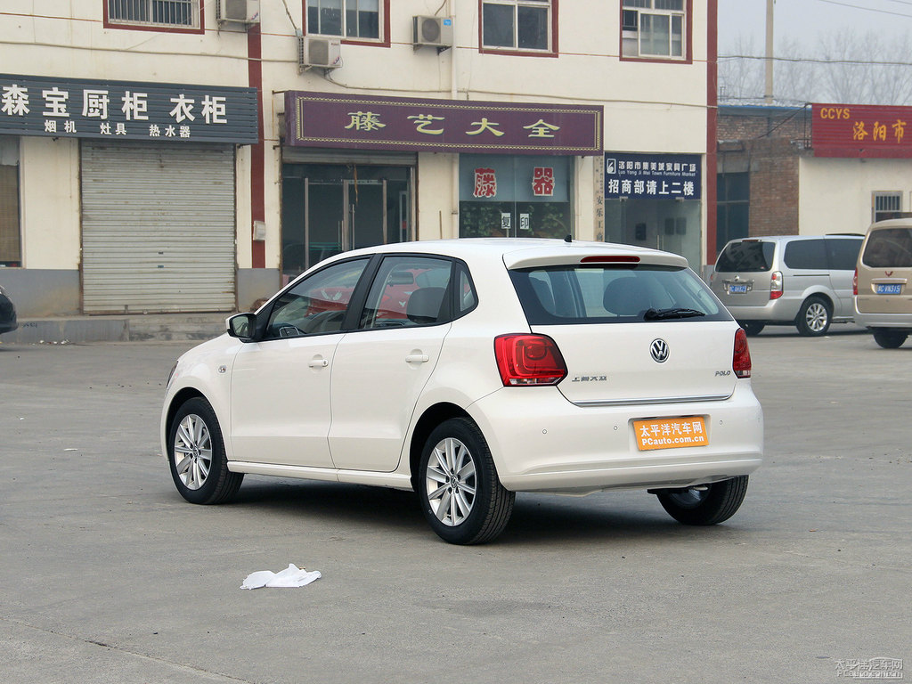 極地白大眾Polo整車外觀外觀圖片