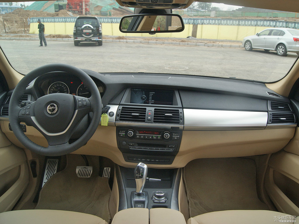 ɫAC M5 700п؃(ni)DƬ