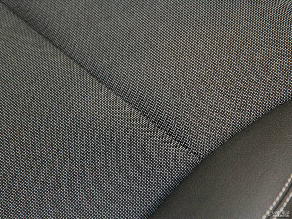 木星紅奔馳A級(jí)(進(jìn)口)座椅內(nèi)飾圖片
