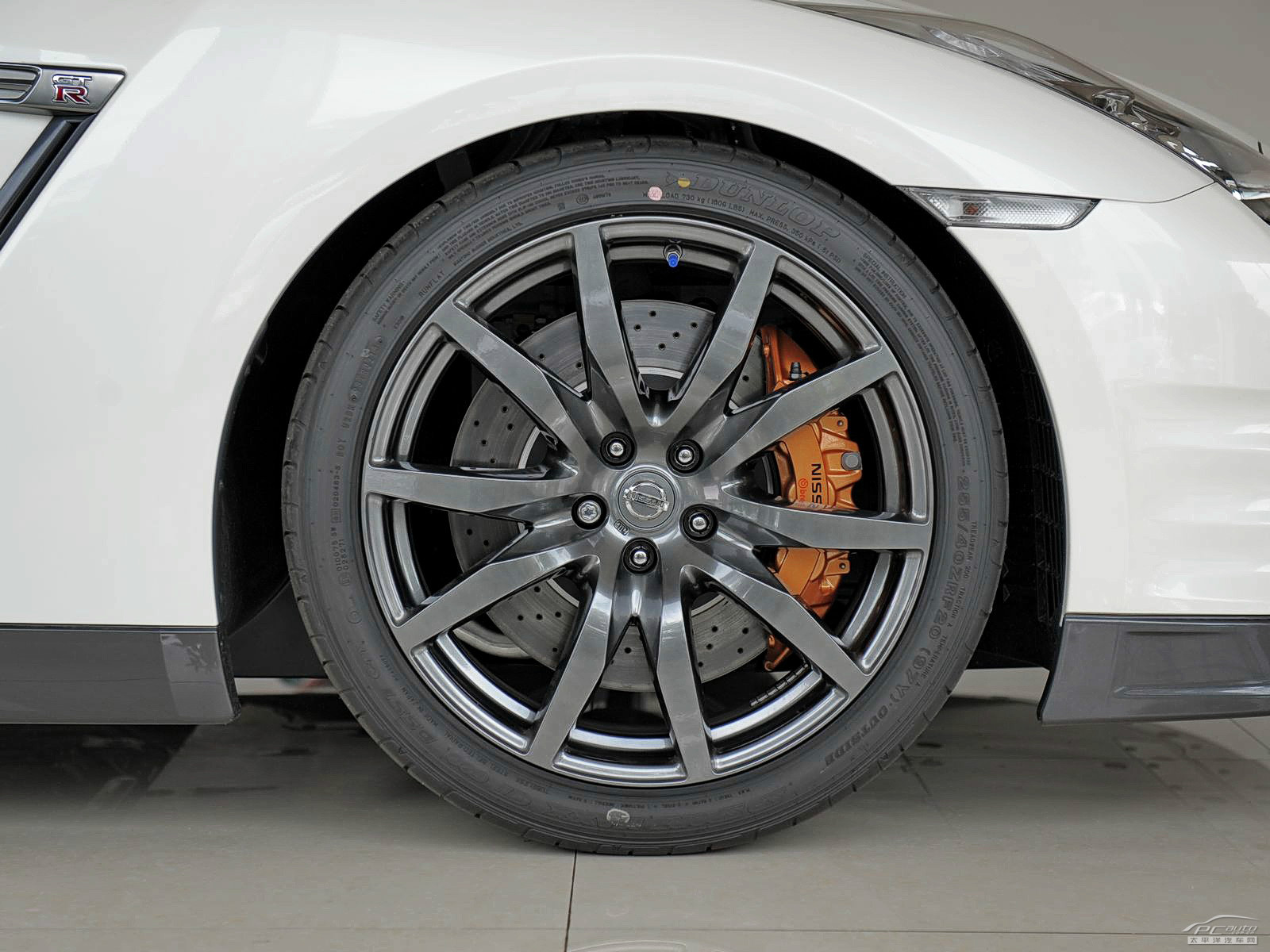 日產(chǎn)GT-R外觀高清大圖