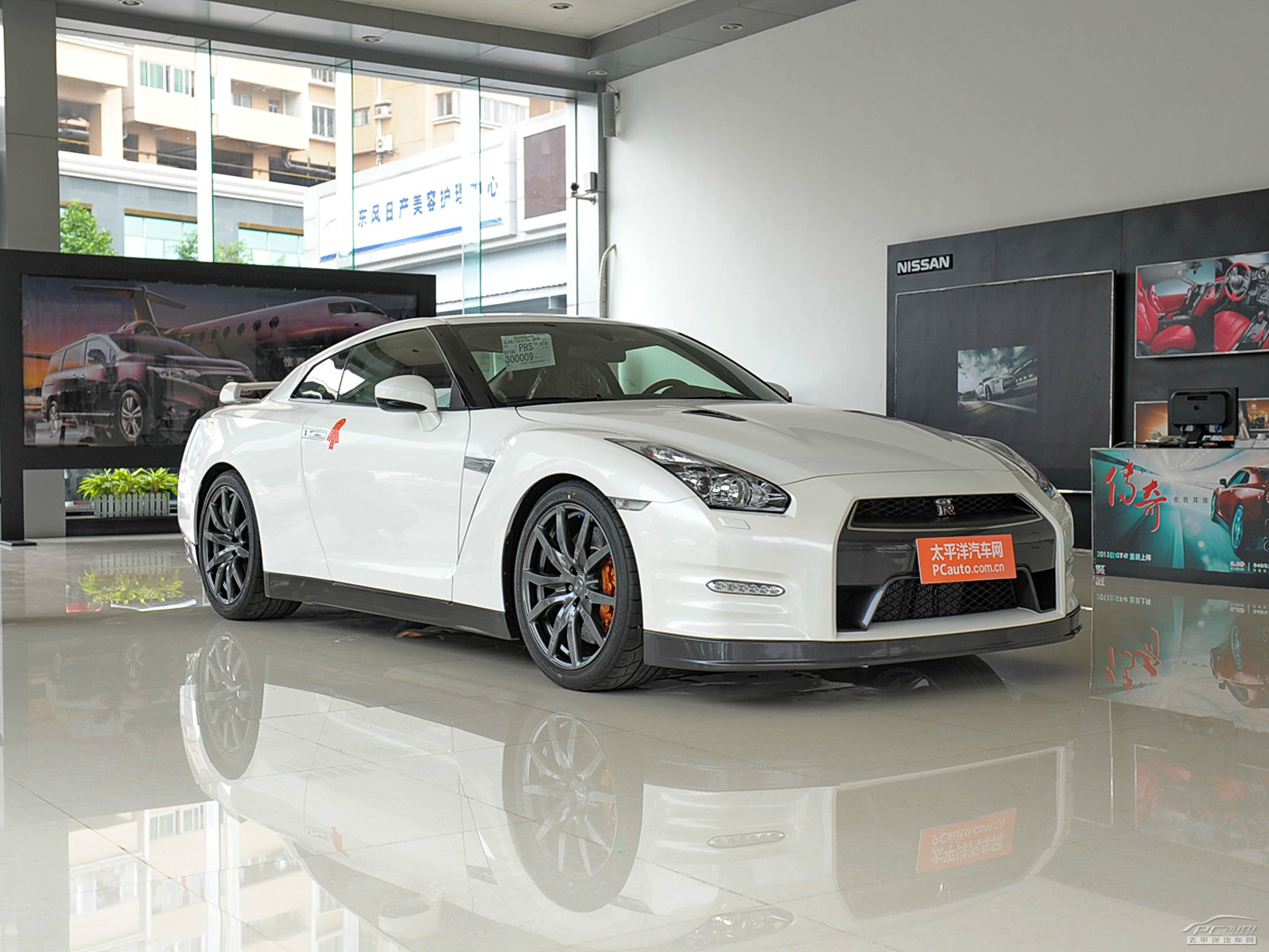 日產(chǎn)GT-R外觀高清大圖