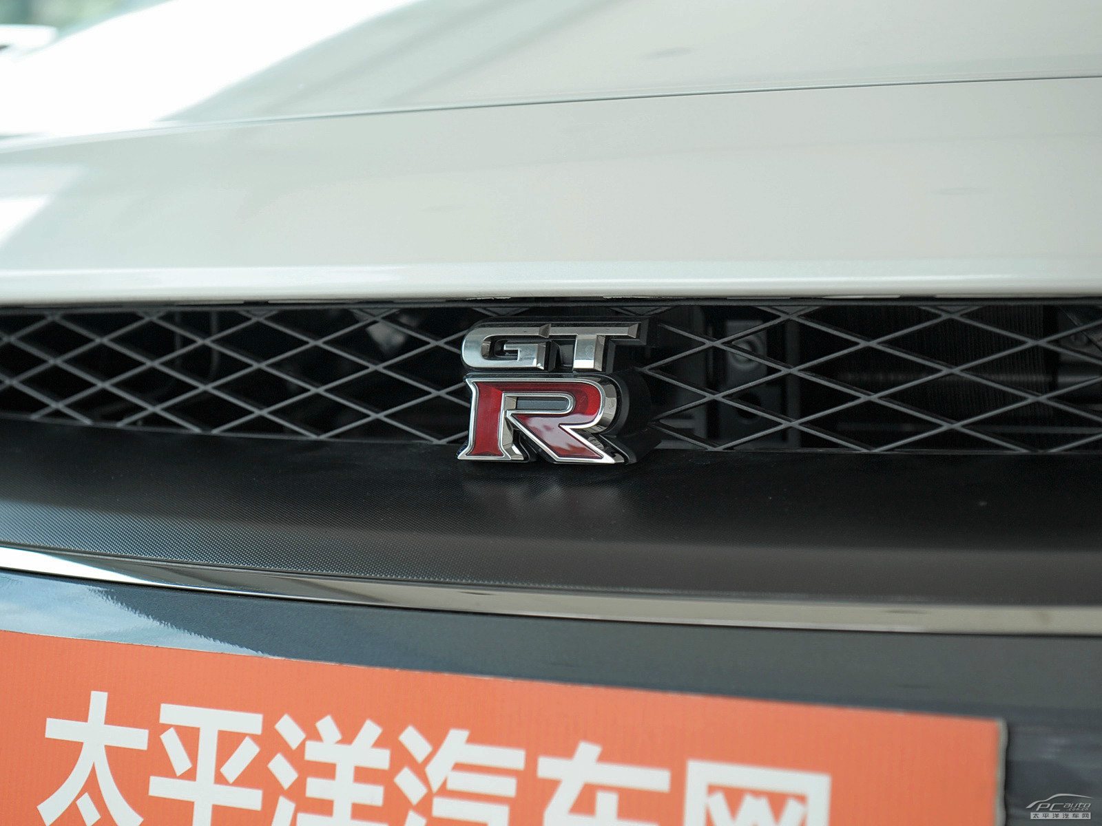 日產(chǎn)GT-R外觀高清大圖