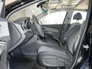 2013款 1.6L SE 手動(dòng) 2013款 1.6L SE 手動(dòng)
