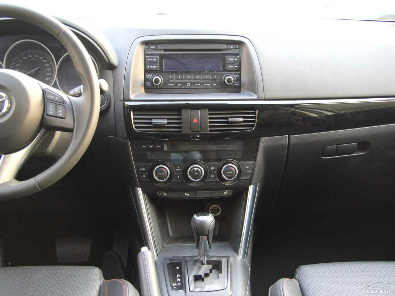 馬自達(dá)CX-5(海外)內(nèi)飾高清大圖