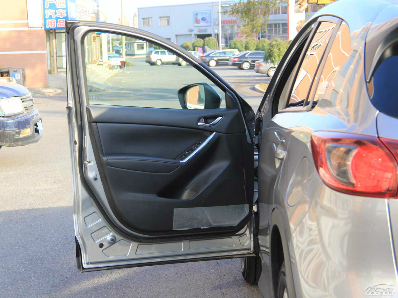 馬自達(dá)CX-5(海外)內(nèi)飾高清大圖