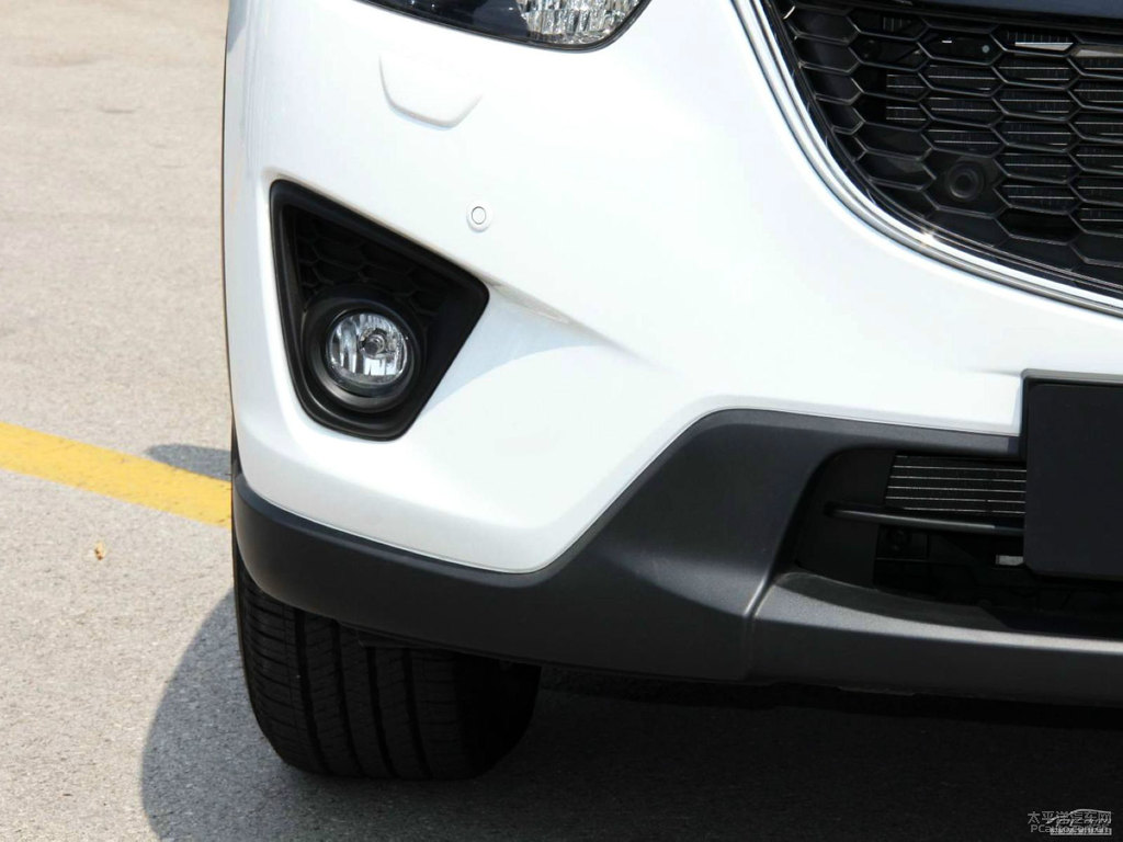 珠光白馬自達(dá)CX-5車頭外觀圖片