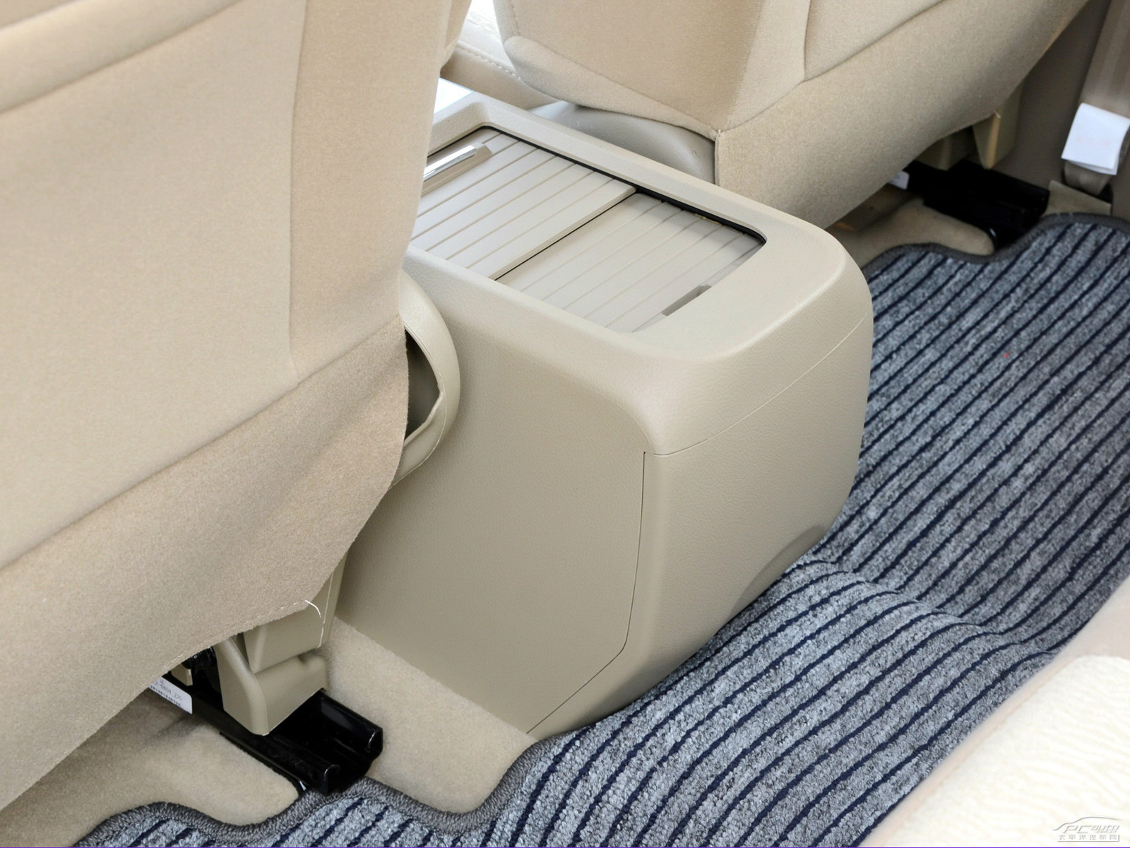 景逸SUV內(nèi)飾高清大圖