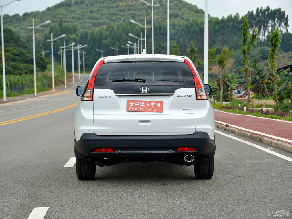 珍珠白本田CR-V整車外觀外觀圖片
