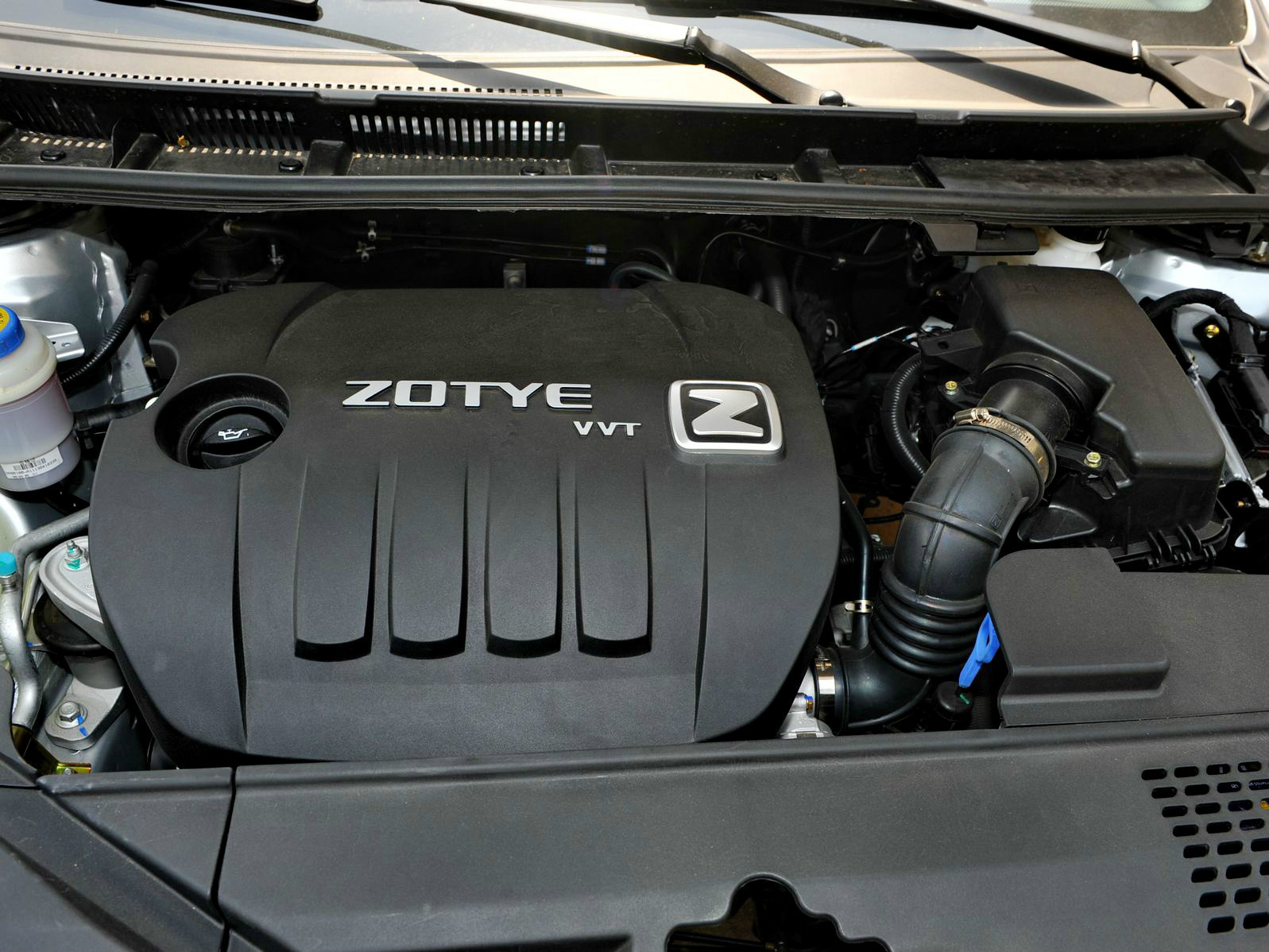 眾泰Z300細(xì)節(jié)高清大圖