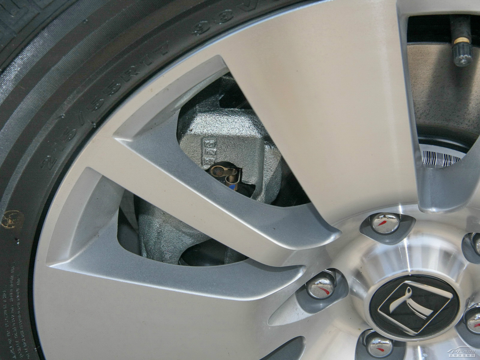 納智捷大7 MPV細(xì)節(jié)高清大圖