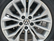 2013款 1.6L 自動豪華版 2013款 1.6L 自動豪華版