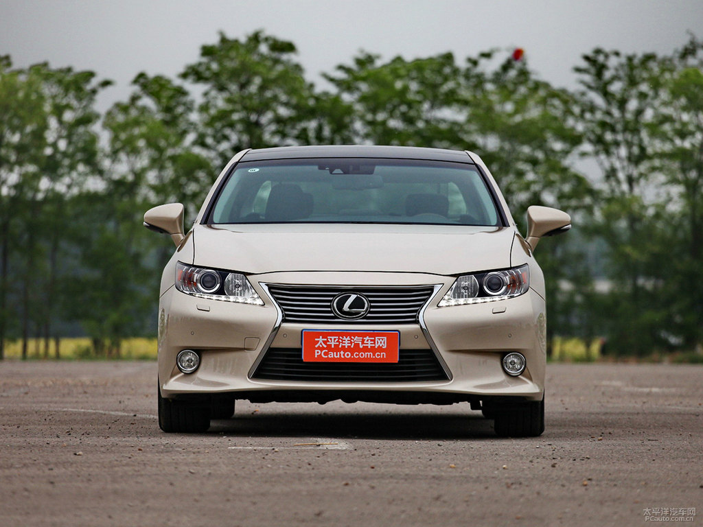 金色雷克薩斯ES整車外觀外觀圖片