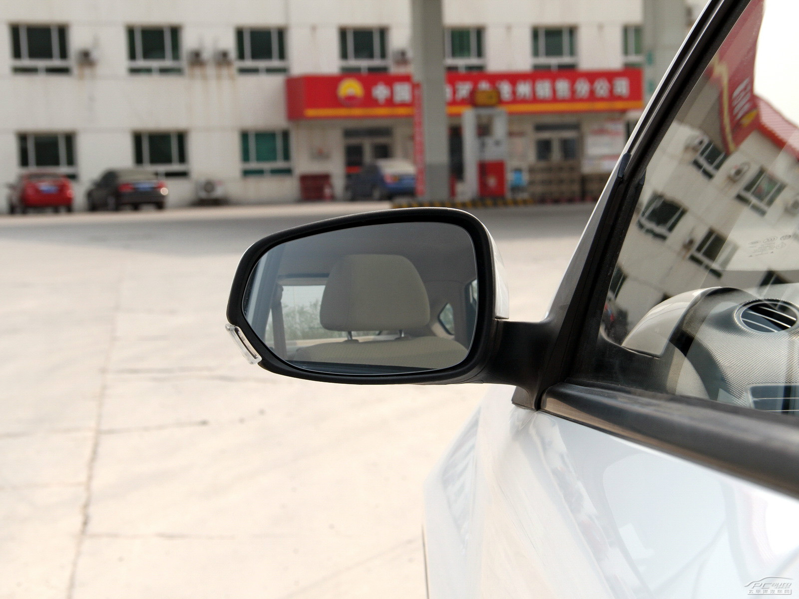 中華H330外觀高清大圖