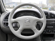2013款 1.6L 手動(dòng)科技型 2013款 1.6L 手動(dòng)科技型