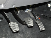 2012款 1.0L 手動(dòng)舒適型 2012款 1.0L 手動(dòng)舒適型