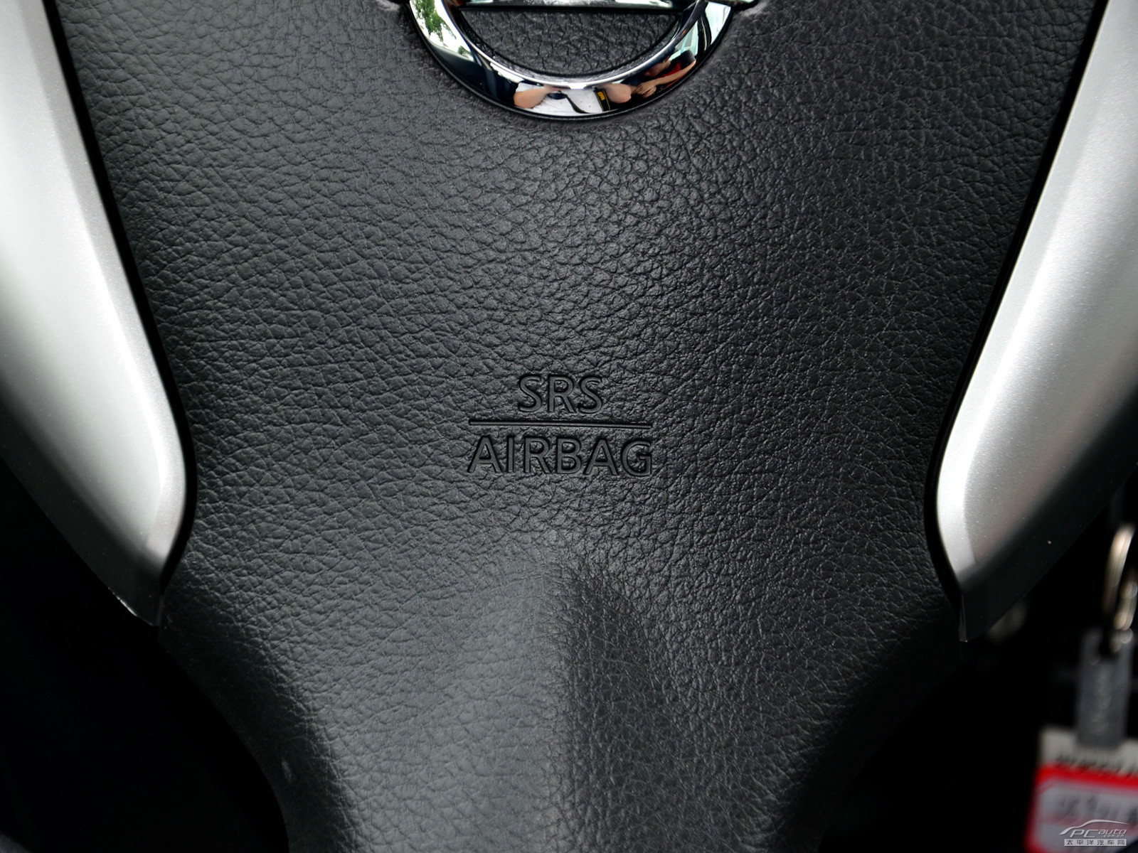 驪威內(nèi)飾高清大圖