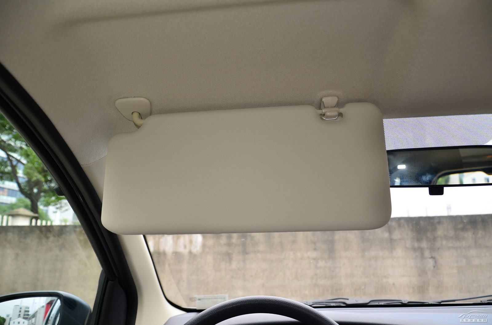 驪威內(nèi)飾高清大圖