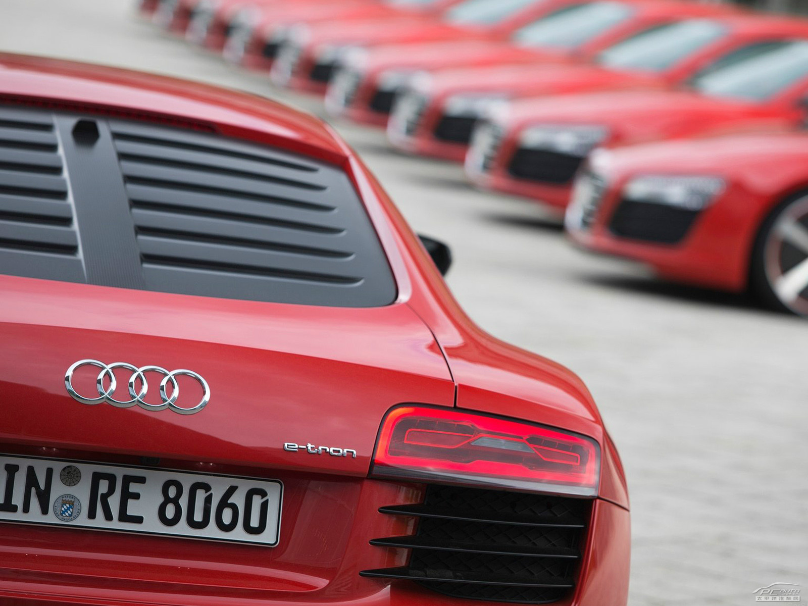 奧迪R8外觀高清大圖