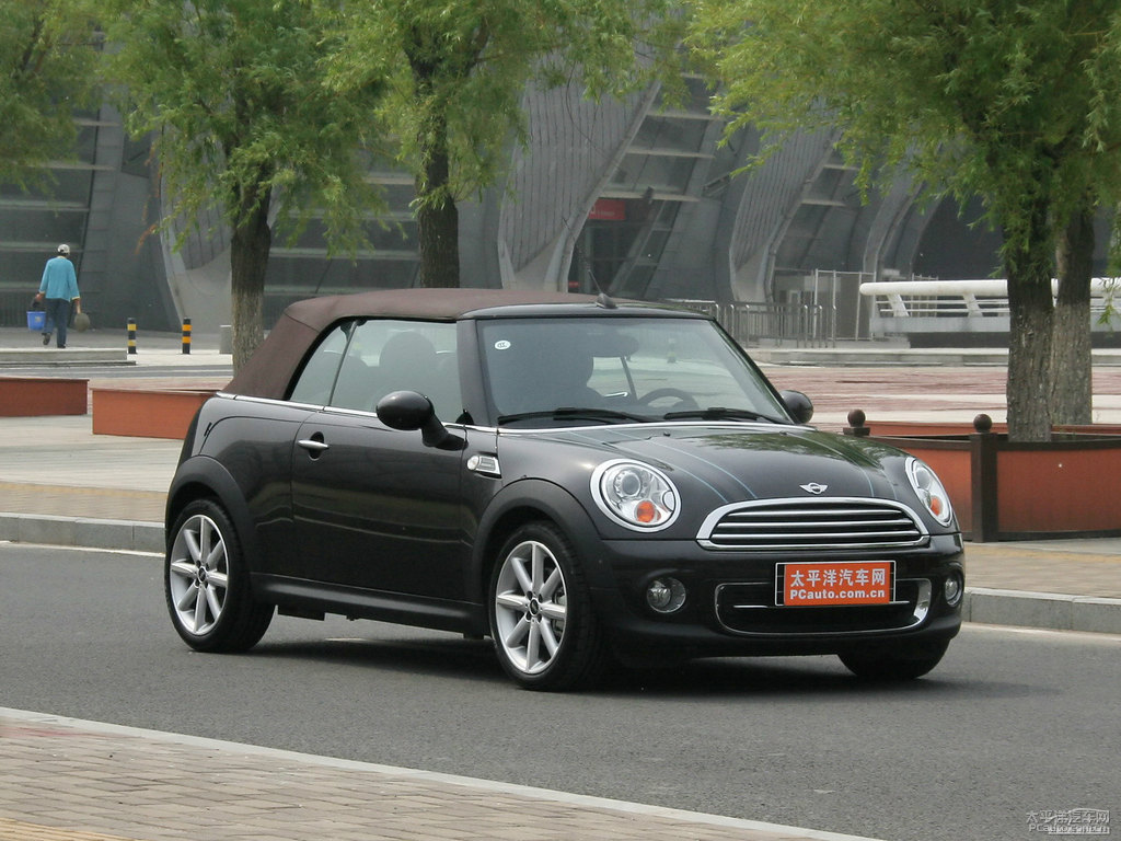 ɿɫMINI CABRIO܇^^DƬ