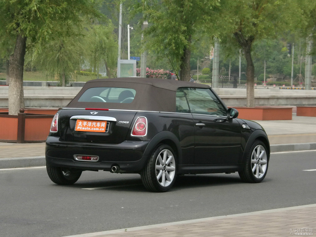 ɿɫMINI CABRIO܇^^DƬ