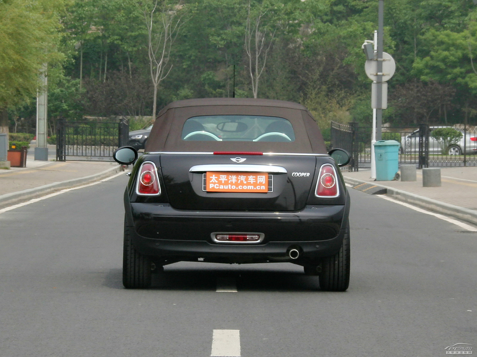 MINI CABRIO外觀高清大圖