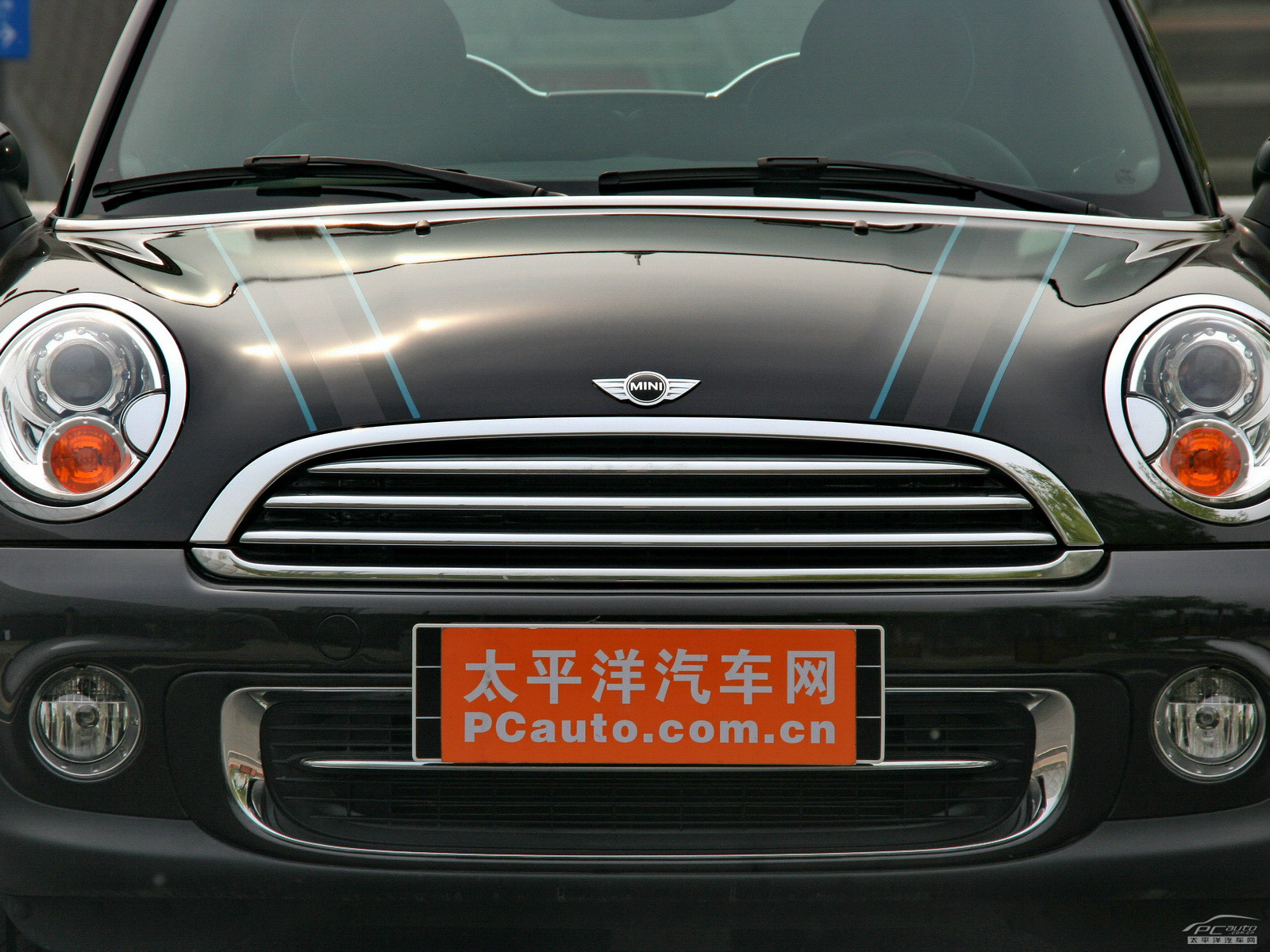 MINI CABRIO外觀高清大圖