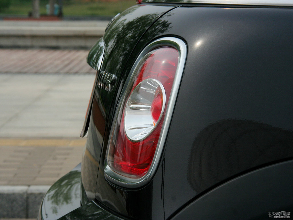 ɿɫMINI CABRIO܇β^DƬ