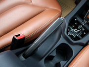 2013款 1.5L CVT 女性版 精英型 2013款 1.5L CVT 女性版 精英型