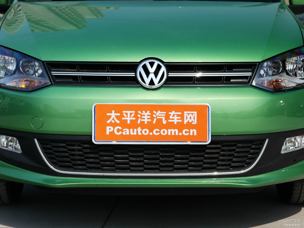 風(fēng)潮綠大眾Polo車頭外觀圖片