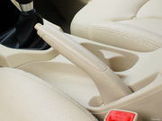 2013款 1.5L 手動(dòng) 豪華版 2013款 1.5L 手動(dòng) 豪華版