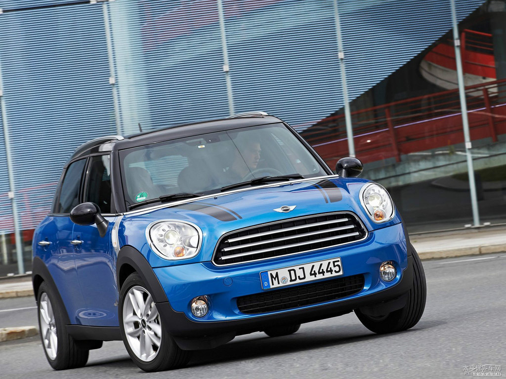 {(ln)ɫMINI COUNTRYMAN܇^^DƬ
