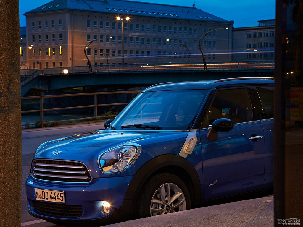 {(ln)ɫMINI COUNTRYMAN܇(ch)^^DƬ