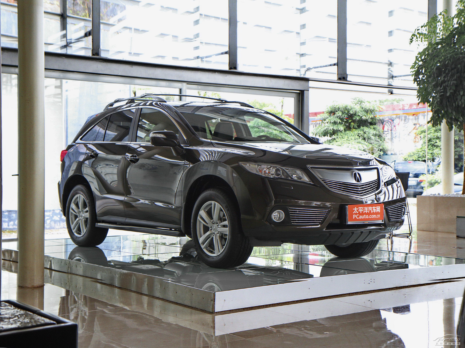 謳歌RDX(進(jìn)口)外觀高清大圖