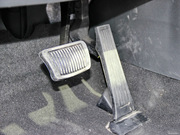 2012款 2.0L 自動(dòng)兩驅(qū)版NAVI