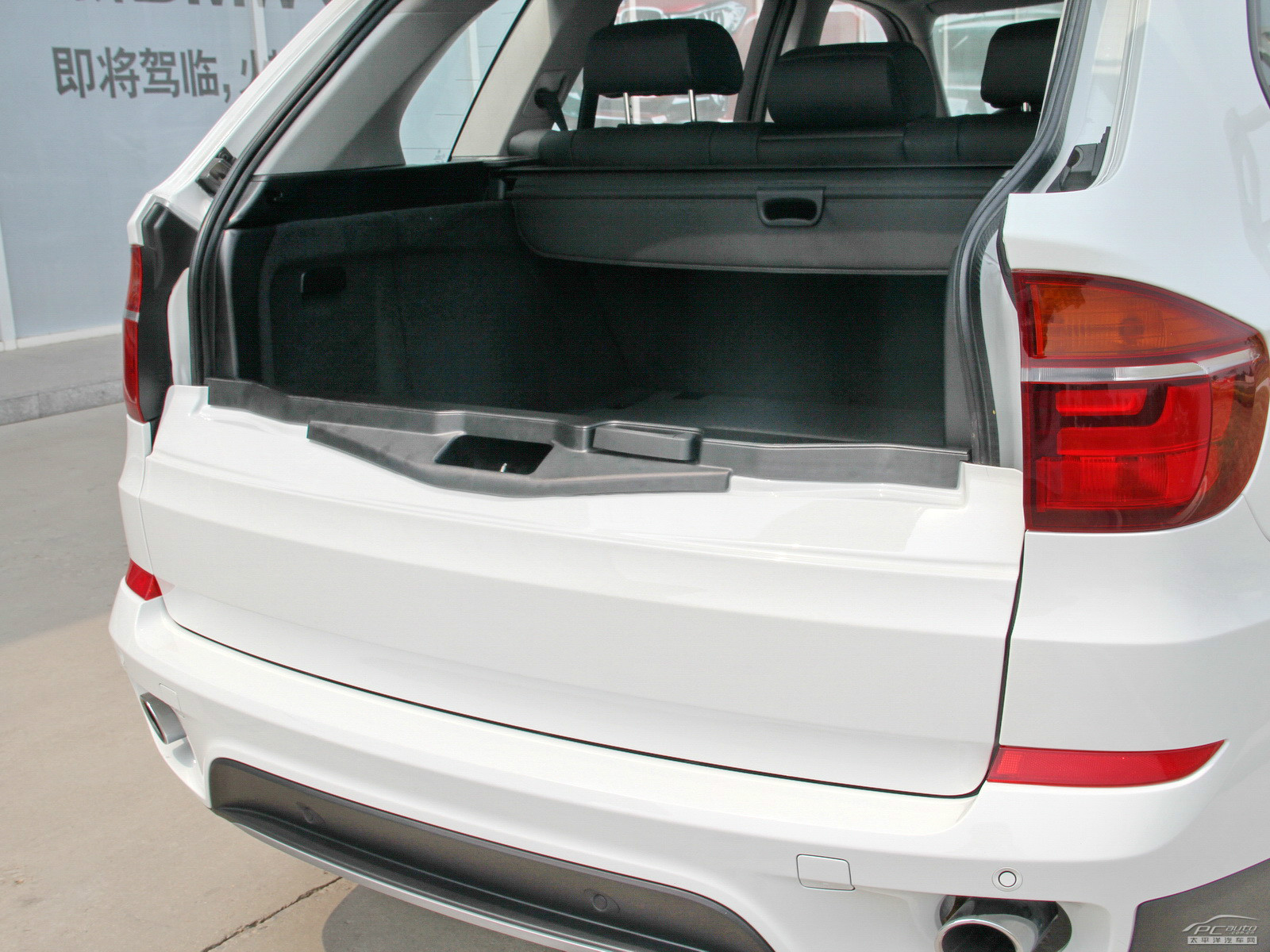 寶馬X5(進(jìn)口)空間高清大圖