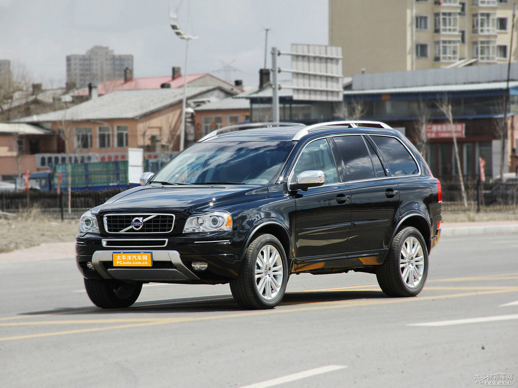 云墨黑沃尔沃XC90整车外观外观图片