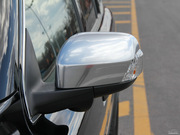 2013款 2.5T 行政升級(jí)版 2013款 2.5T 行政升級(jí)版