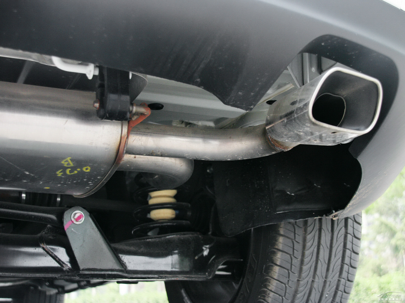 納智捷大7 SUV細(xì)節(jié)高清大圖