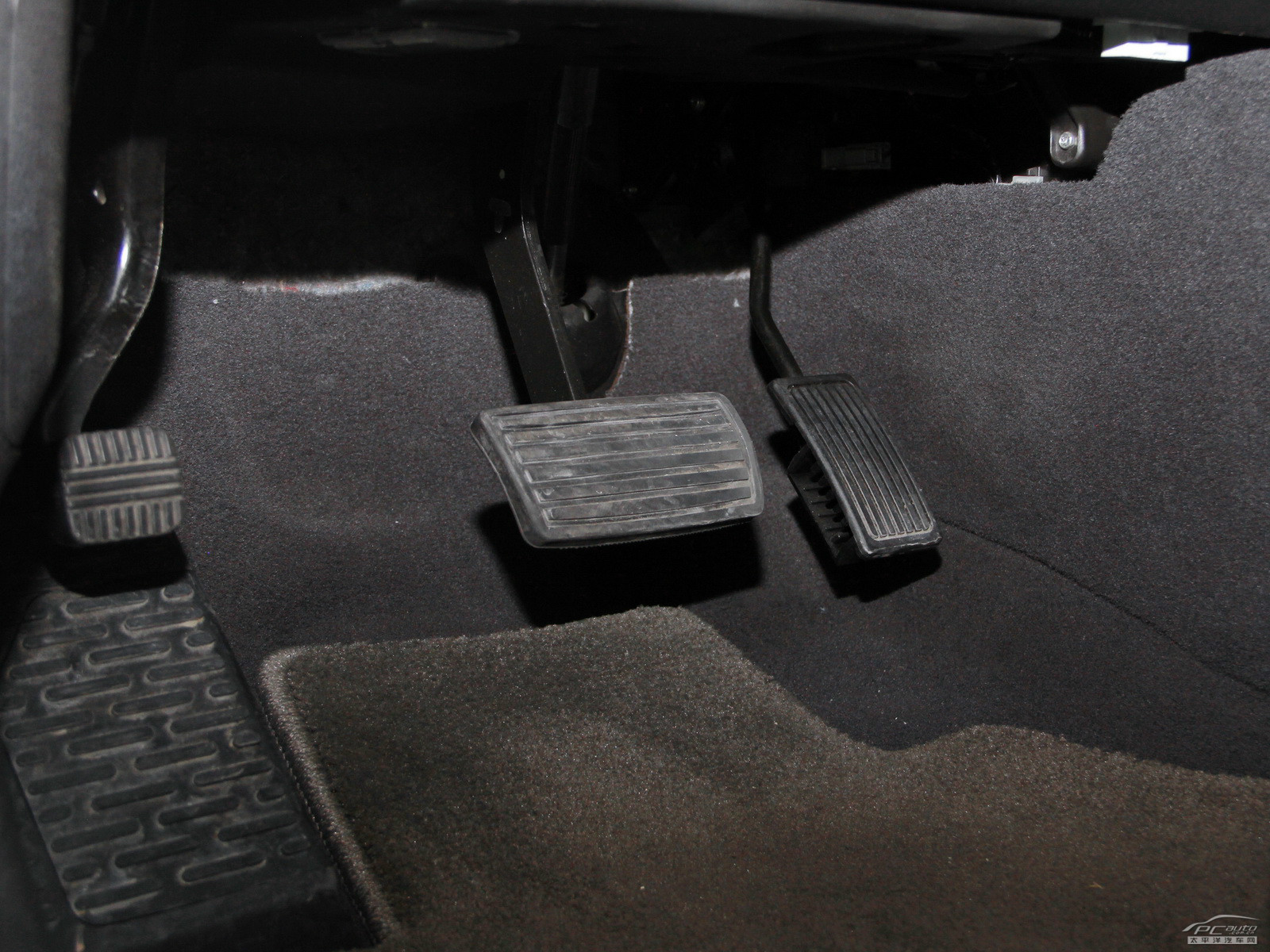 謳歌MDX內(nèi)飾高清大圖