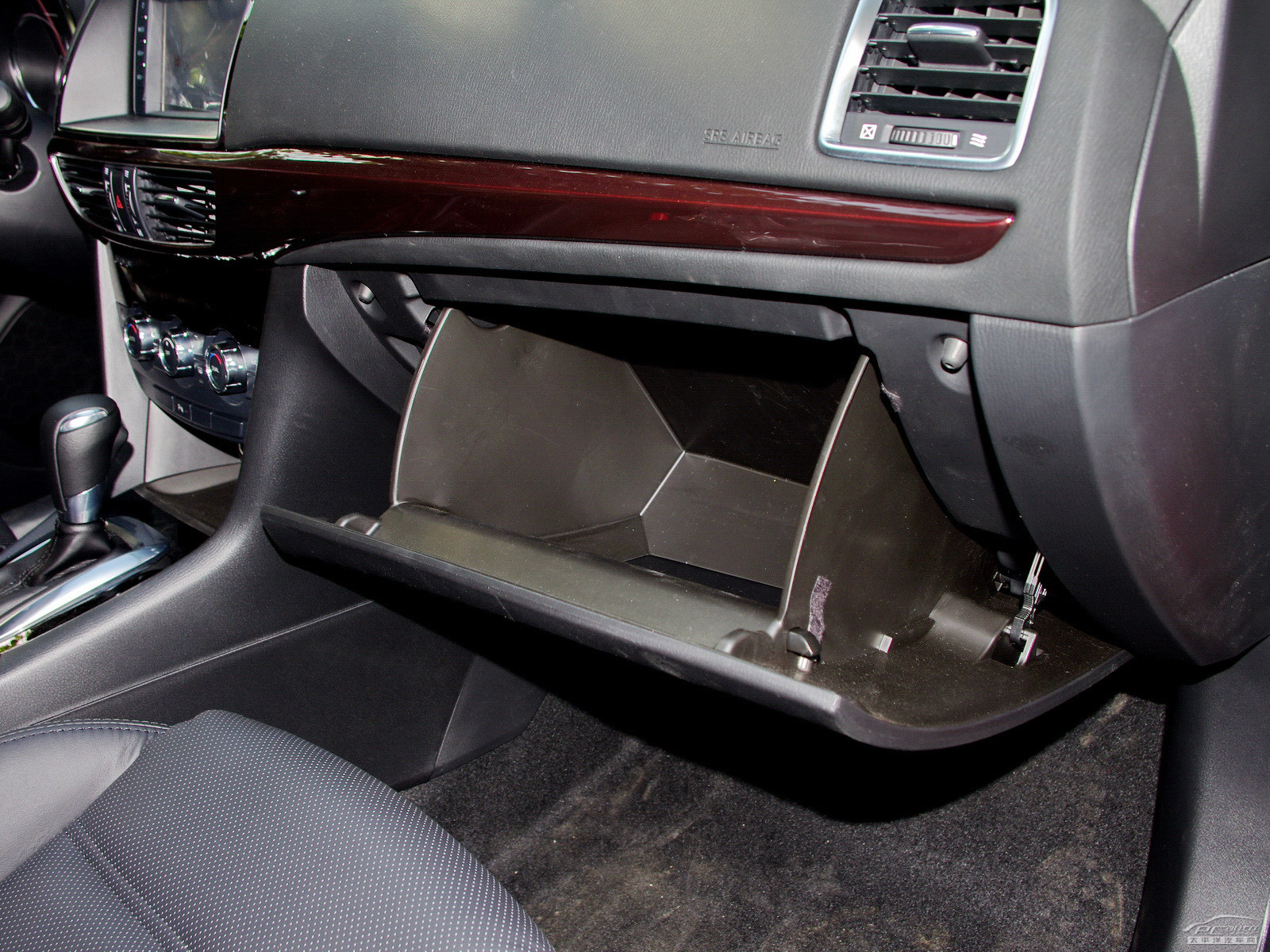 馬自達(dá)ATENZA空間高清大圖