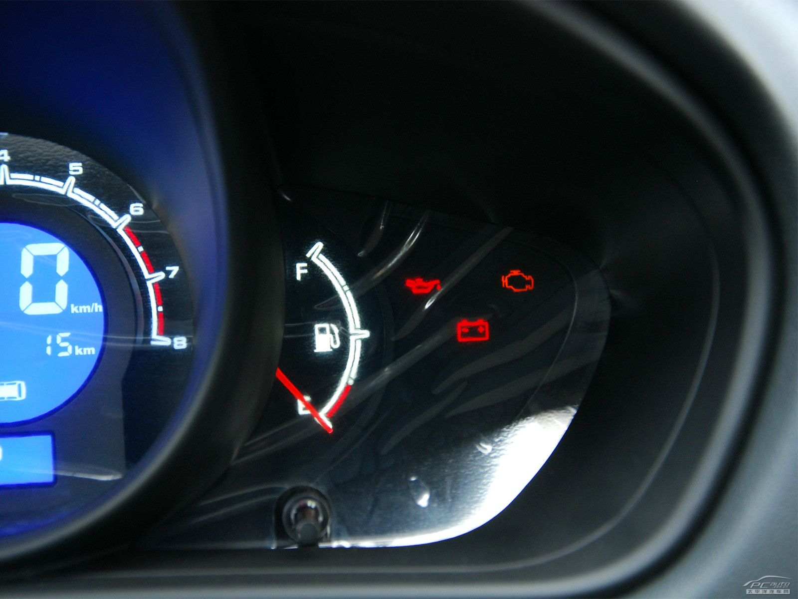 力帆X60內(nèi)飾高清大圖