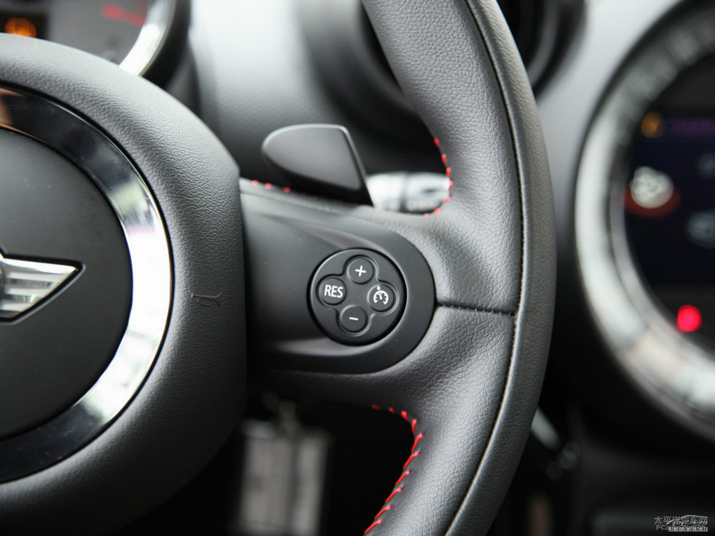 MINI JCW COUNTRYMANп؃DƬ