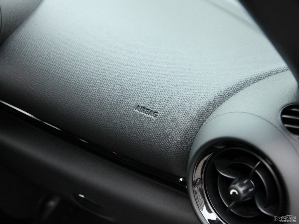 MINI JCW COUNTRYMANп؃(ni)DƬ