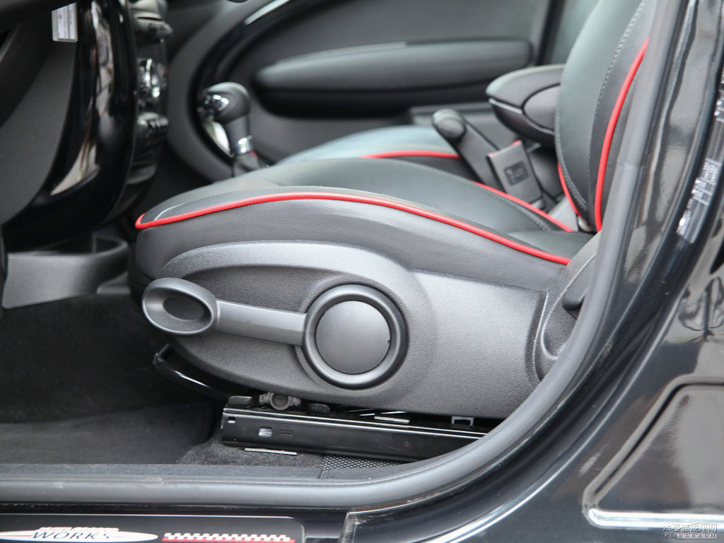 MINI JCW COUNTRYMAN΃(ni)DƬ