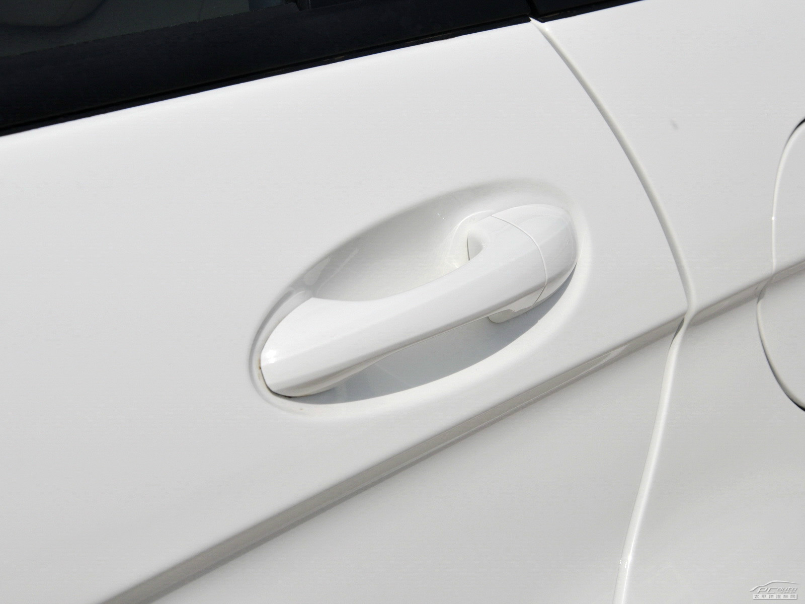 北京汽車E系列外觀高清大圖